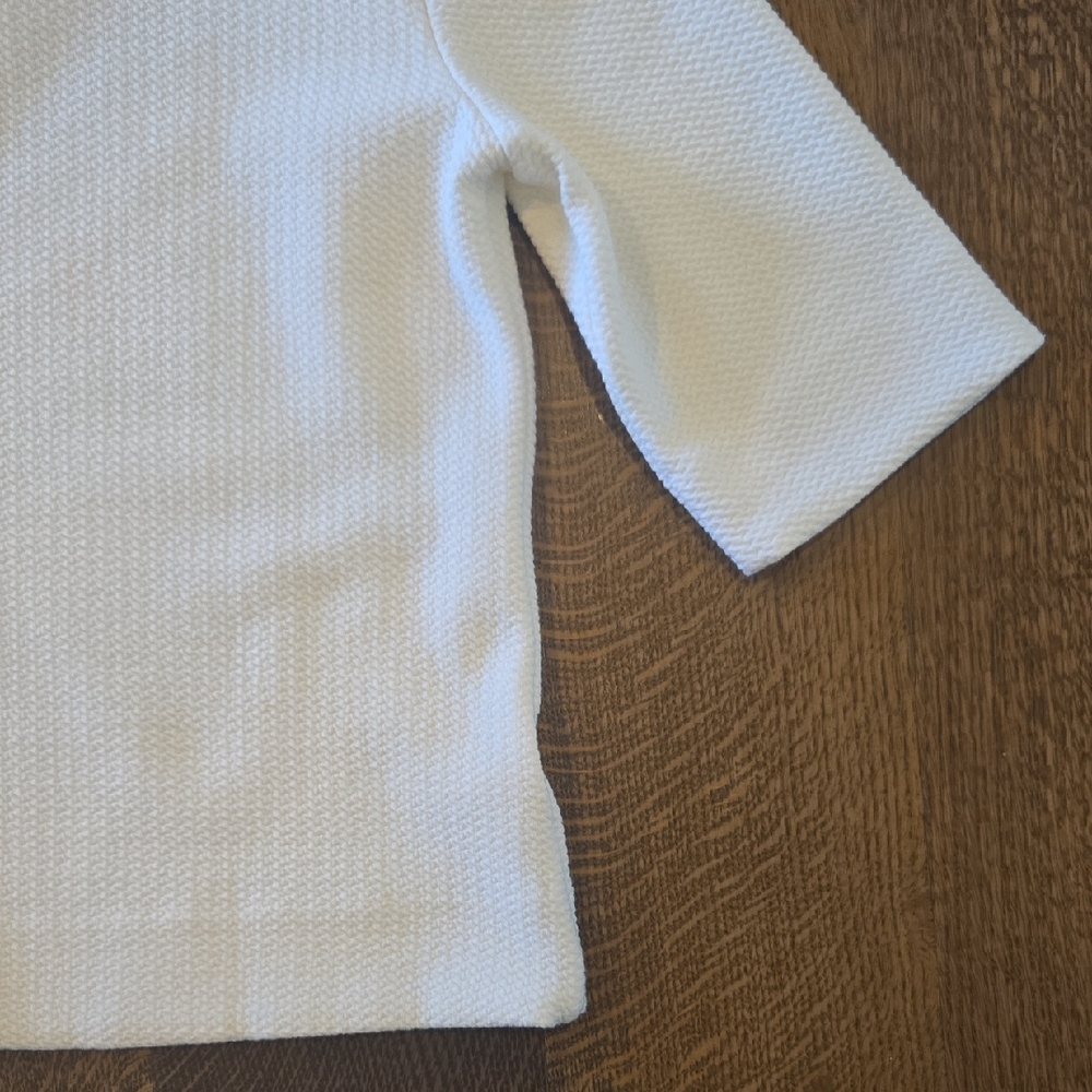 Ann Taylor V-Neck Textured Top - Picture 6 of 7